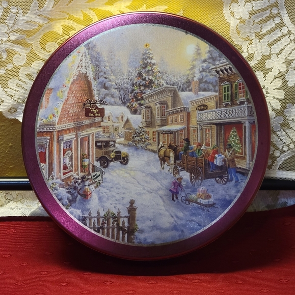 Vtg 2010 Nicky Boehmel Applejack Art Partners Figis Candy Christmas Cookie Tin - Picture 2 of 10